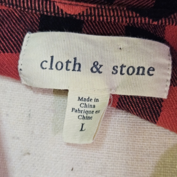 Cloth & Stone Red and Black Buffalo Plaid Flutter Sleeve Dress,Large - Picture 16 of 16